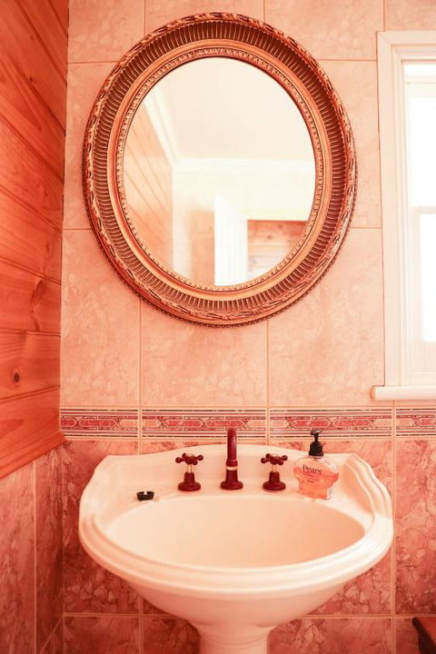 SaltBush Cottage - Accommodation Gold Coast 2