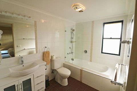 Saltwater Apartments - Accommodation Gold Coast 3