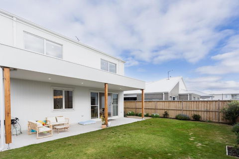 Saltwater Lux, 4 Bdrm, 3 Bath, Golf, Weddings, Beaches, Adventure Park - Accommodation Gold Coast 3