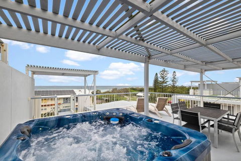 Salty Breeze - Rooftop Terrace & Jacuzzi - 1 Gold Coast 0