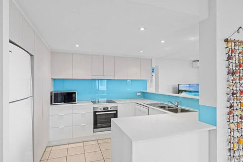 Salty Breeze - Rooftop Terrace & Jacuzzi - 1 Gold Coast 3