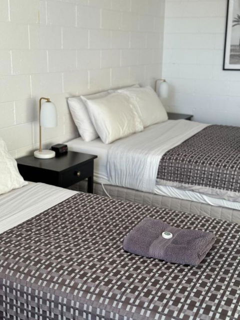 San Remo Hotel Motel - Gold Coast 4U 1