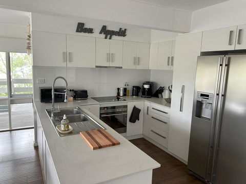 Sanctuary On Toagara With Spa And Heated Pool - Gold Coast 4U 1