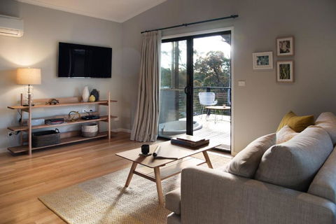 Sanctum - Accommodation Gold Coast 1