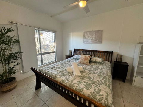 Sand Bars - Spacious, Beach, Pets - Accommodation Gold Coast 0