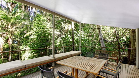 Sand & Sea - Pearl Beach With Pool - Accommodation Gold Coast 3