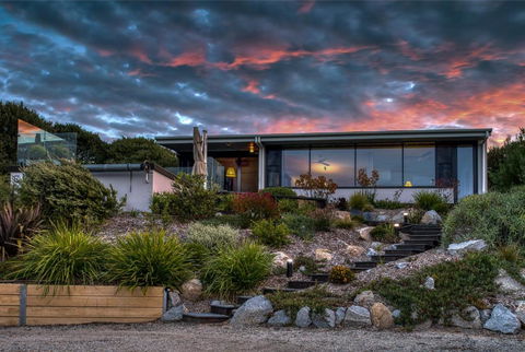 SALT Luxury Couples Villa - Accommodation Gold Coast 3