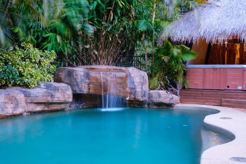 Sandalwood - Accommodation Gold Coast 0