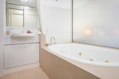 Sandbar Cape View Resort - Accommodation Gold Coast 2