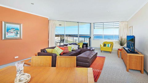 Sandcastle 201 - Gold Coast 4U 2