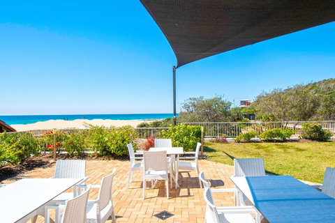 Sandcastles On Currumbin Beach - Accommodation Gold Coast 1