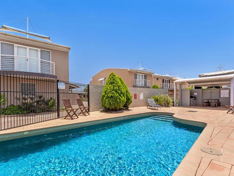 Sandcastles 7 8 Ala Moana Way - Accommodation Gold Coast 0