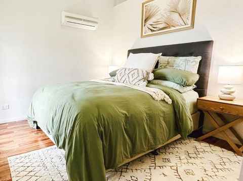 Sandhaven Bungalow - Accommodation Gold Coast 3