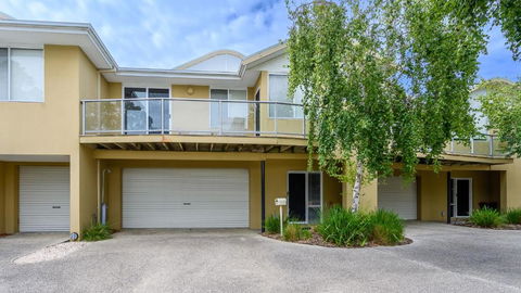 Sandpiper 9 - Close To Town And Beach - Accommodation Gold Coast 0