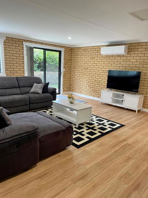 Sandstone Family Apartment - Accommodation Gold Coast 0