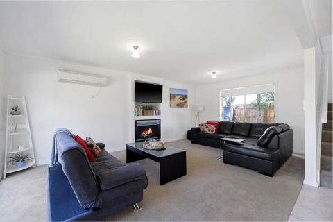 Sandy Beach House Cowes - Accommodation Gold Coast 2