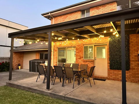 Sandy Beach House Cowes - Accommodation Gold Coast 0