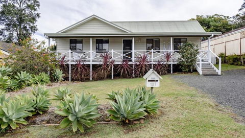 Sandy Cottage - Accommodation Gold Coast 0