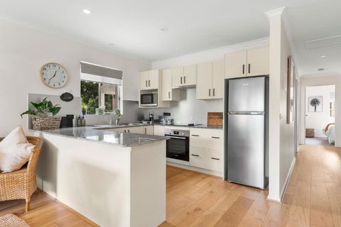 Sandy Days - Accommodation Gold Coast 3