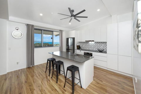 SEA-Renity II - Accommodation Gold Coast 3