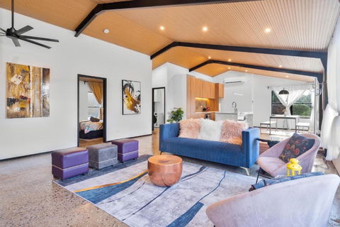 Shed House Lux Farm Stay - Gold Coast 4U 0