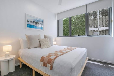 Starlit Palms - Chic Poolside Haven By The Beach - Accommodation Gold Coast 0