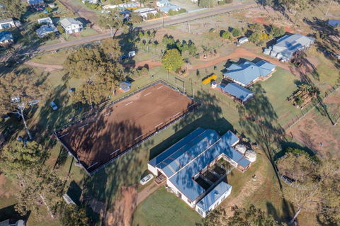 Sunrise Quarter Horse Stud - Accommodation Gold Coast 0