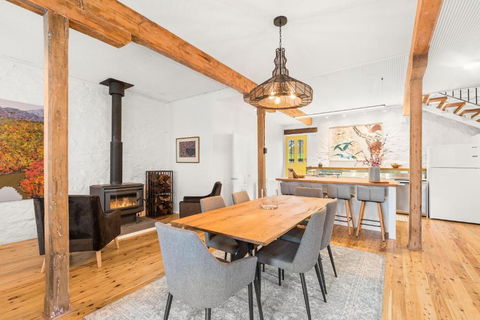 TARALGA TERRACES The Whitings Store - Accommodation Gold Coast 3