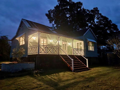 The Cottage Farm Stay - Grandchester - Gold Coast 4U 1