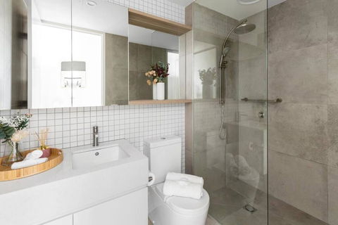 The Eastside Oasis - Gold Coast 4U 1