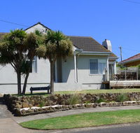 BEACHPOINT COTTAGE - Accommodation Gold Coast