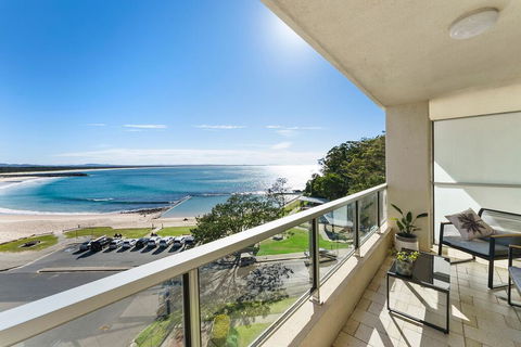 Beachpoint Unit 503, 28 North Street, Forster - Gold Coast 4U 1
