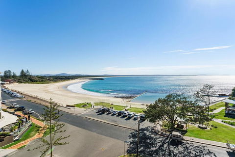 Beachpoint Unit 503, 28 North Street, Forster - Gold Coast 4U 0