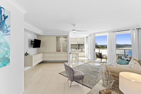 Beachpoint Unit 503, 28 North Street, Forster - Gold Coast 4U 3