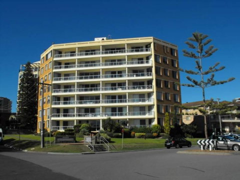 Beachpoint, Unit 101, 28 North Street - Accommodation Gold Coast 0