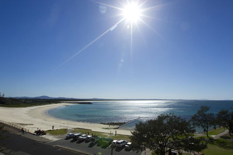 Beachpoint, Unit 402, 28 North Street - Gold Coast 4U 1
