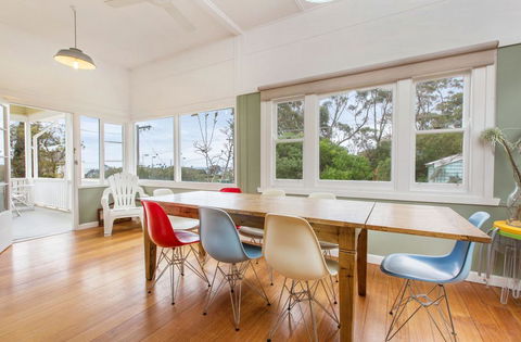 BEACHSIDE GETAWAY - DROMANA - Accommodation Gold Coast 2