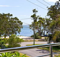 Beachside Haven - Your Perfect Oasis Home - Accommodation Gold Coast