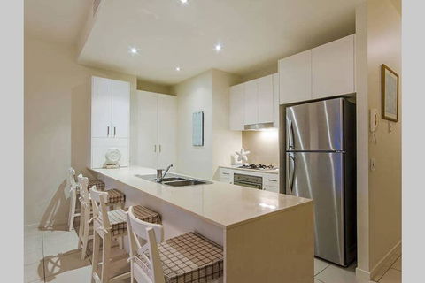 Beachside Penthouse With 360views - Gold Coast 4U 1