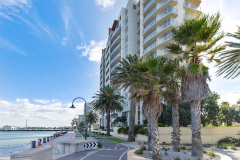 Beachside Port Melbourne - Gold Coast 4U 0