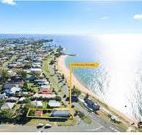 Beachside Queenslander - Accommodation Gold Coast