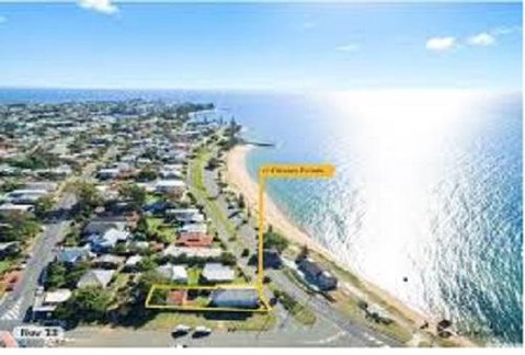 Beachside Queenslander - Accommodation Gold Coast 0
