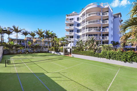 Beachside Resort Kawana Waters - Accommodation Gold Coast 3