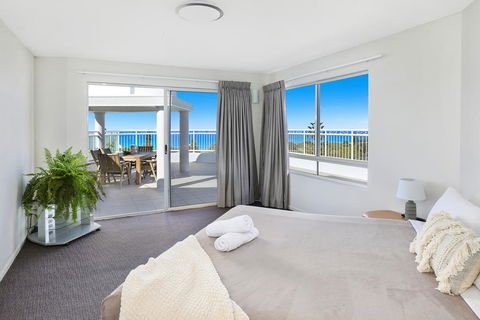 Beachside Resort Kawana Waters - Accommodation Gold Coast 1