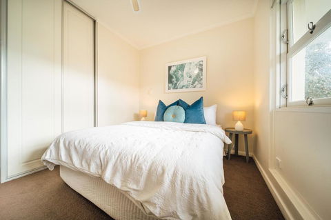 Beachy Keen On Moseley - Wifi - Netflix - Pool - Spa - Accommodation Gold Coast 2
