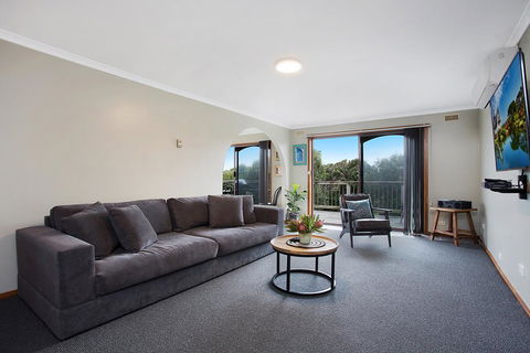 Beacon Point House - Gold Coast 4U 2
