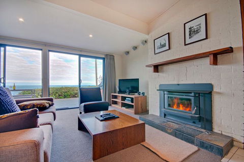 Beacon Point Ocean View Villas - Accommodation Gold Coast 2