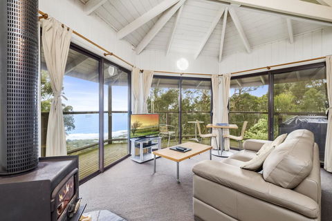 Beacon Point Ocean View Villas - Accommodation Gold Coast 3