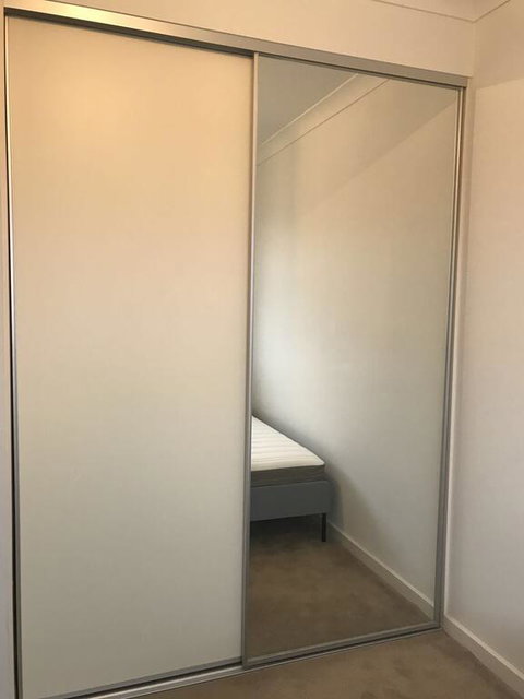 Beautiful New Room - Accommodation Gold Coast 3