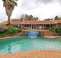 Beautiful Resort Retreat Villa in the Yarra Valley - Entertainer's delight - Accommodation Gold Coast